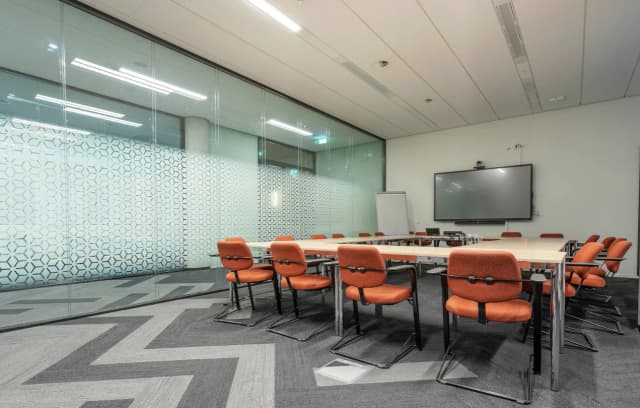 Jak sala konferencyjna w Lublinie wpływa na wizerunek firmy podczas spotkań biznesowych?