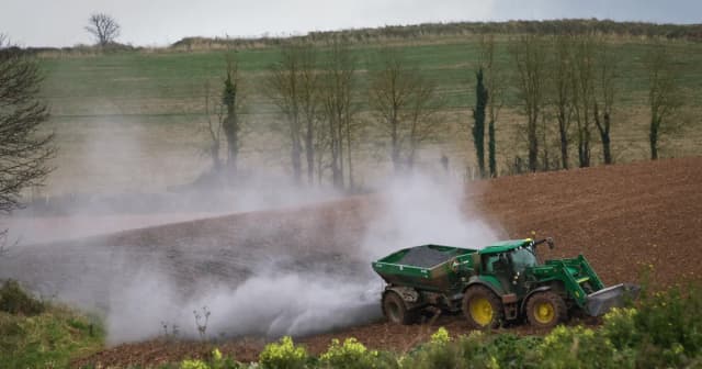 Jakie wapno na dofinansowanie? Sprawdź, co możesz kupić i uzyskać wsparcie